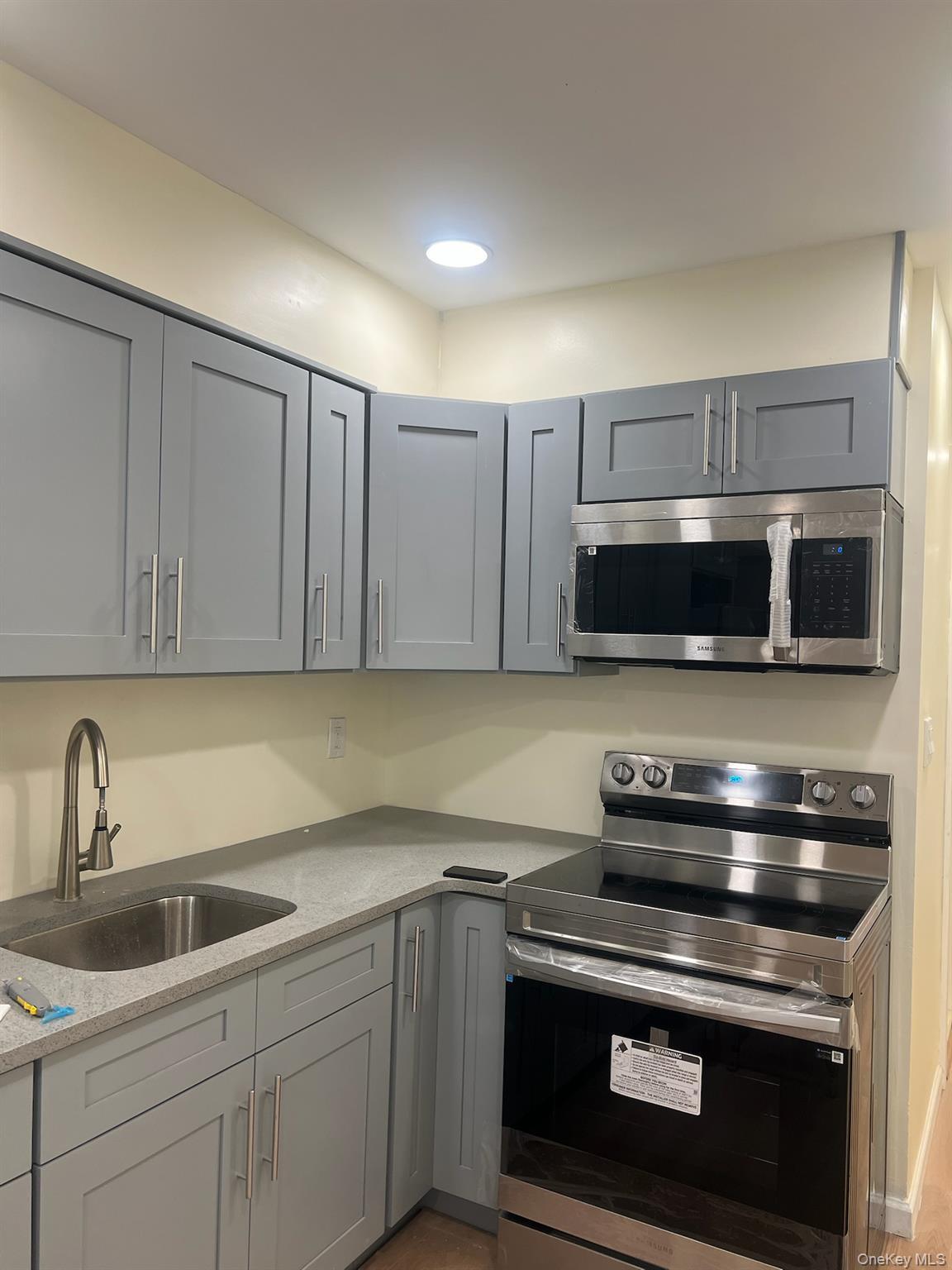 Apartment 88th  Brooklyn, NY 11236, MLS-898186-4
