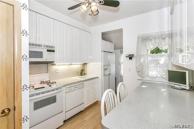 Single Family Twain  Nassau County, NY 11510, MLS-898197-5