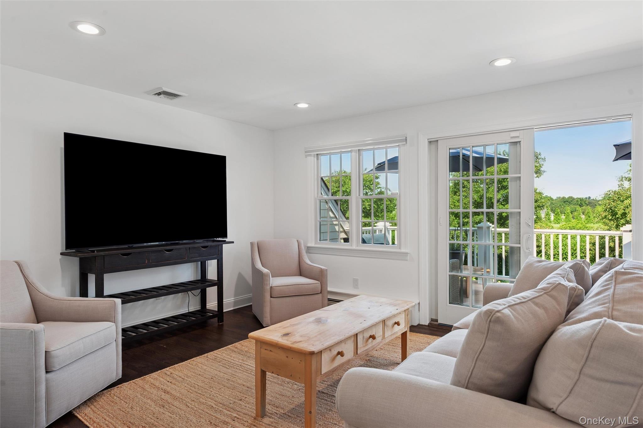 Single Family Laurel Suffolk County, NY 11948, MLS-898249-19