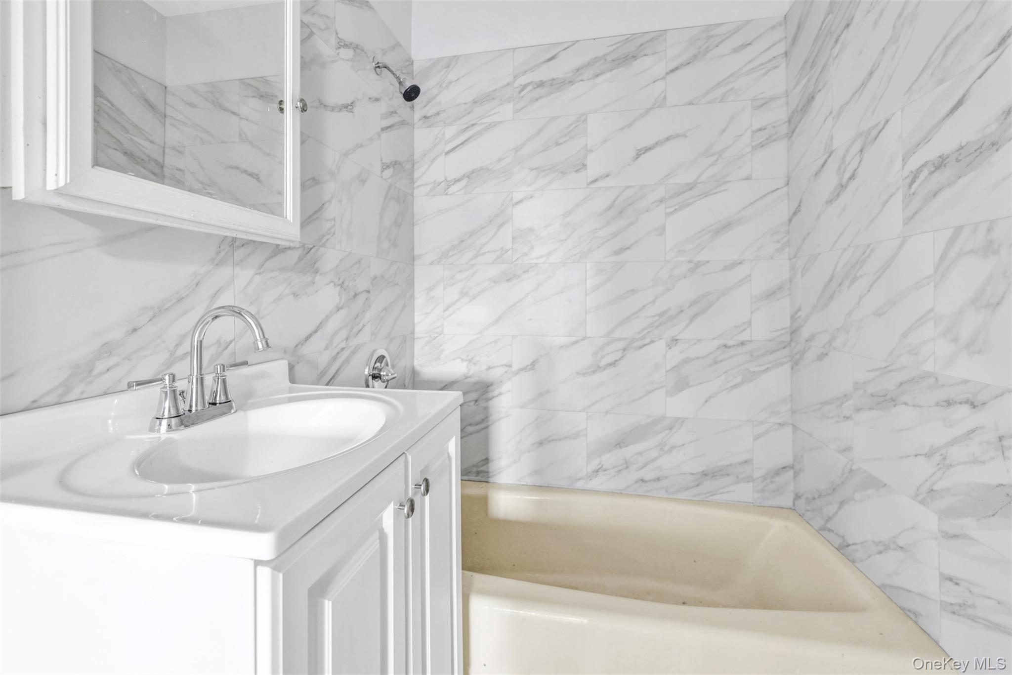 Single Family Edgewood  Sullivan County, NY 12779, MLS-898330-12