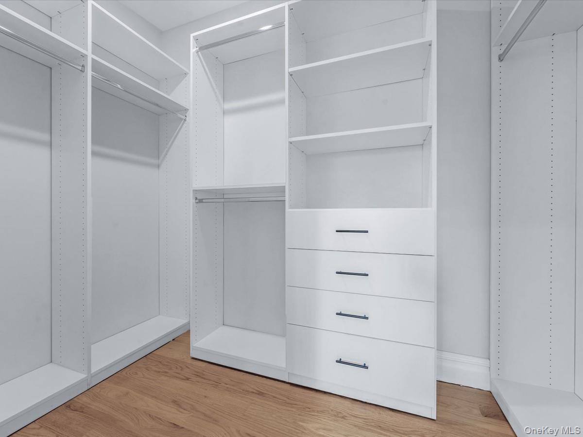 Single Family 38th Queens, NY 11363, MLS-898360-20