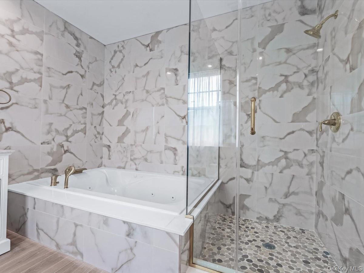 Single Family 38th Queens, NY 11363, MLS-898360-24