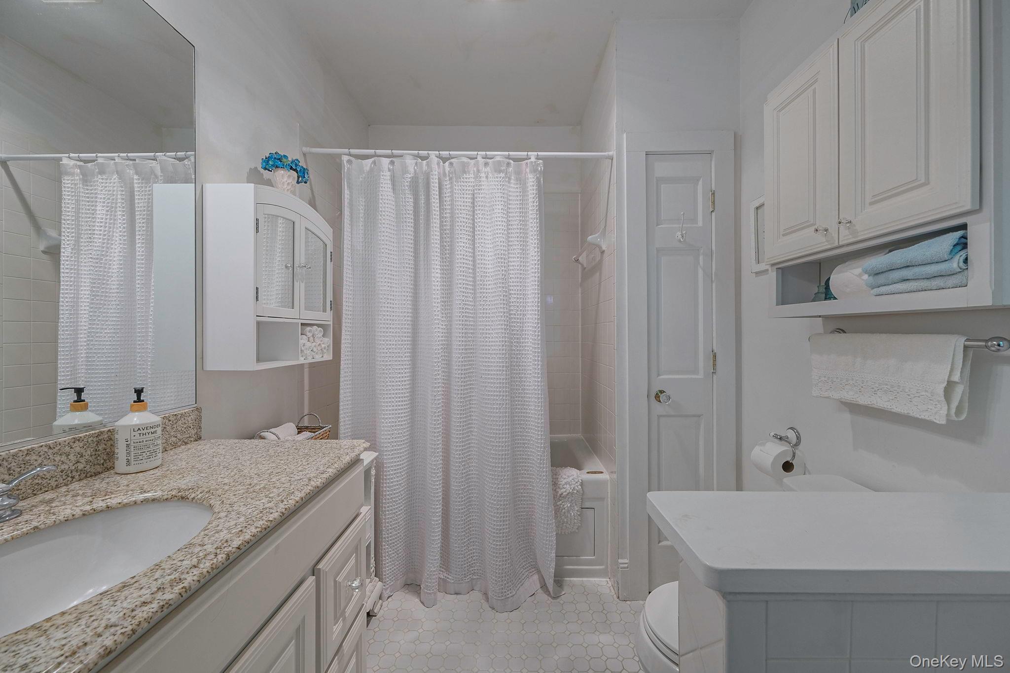 Single Family Shore  Suffolk County, NY 11733, MLS-898370-16