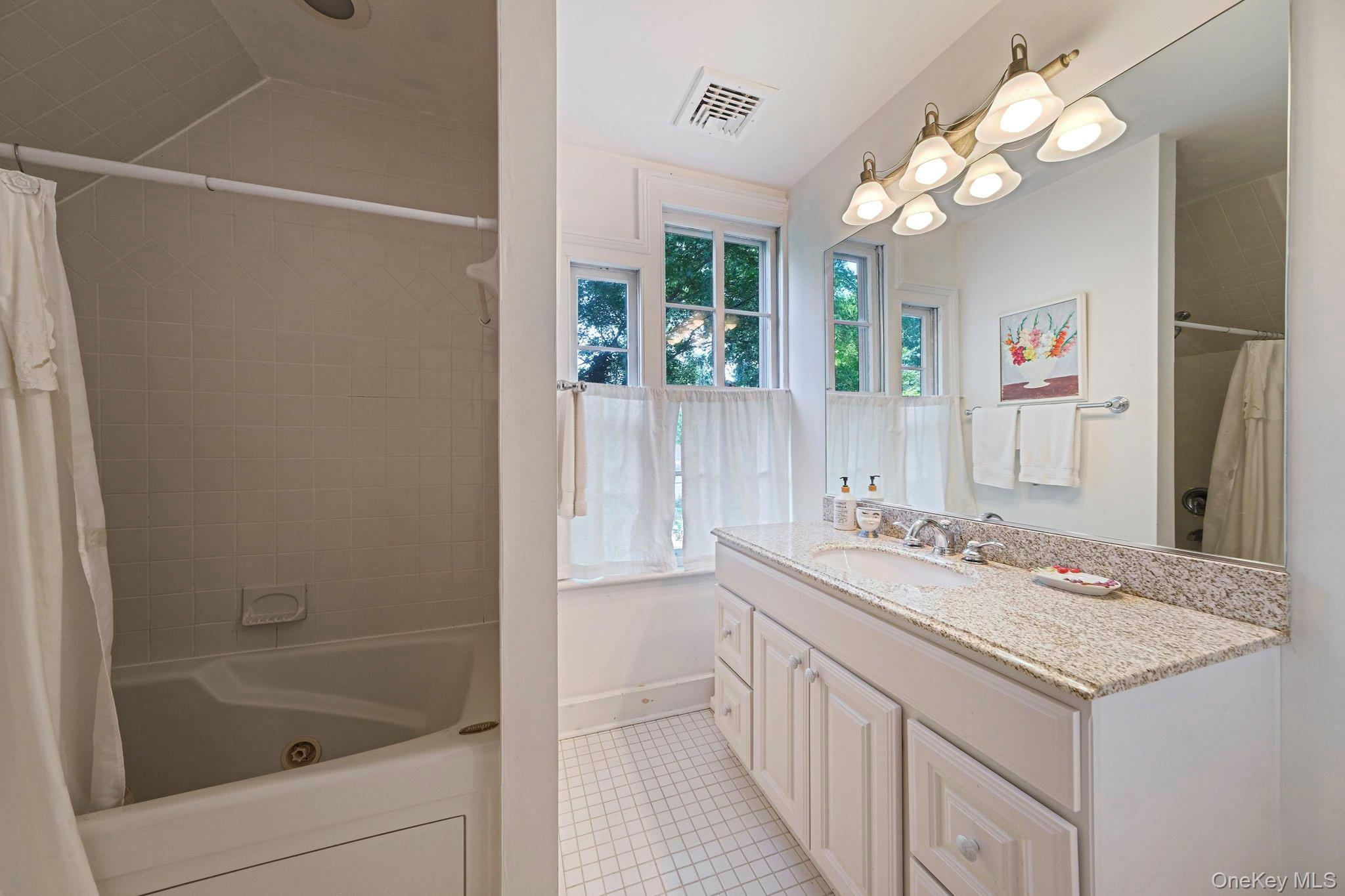 Single Family Shore  Suffolk County, NY 11733, MLS-898370-21