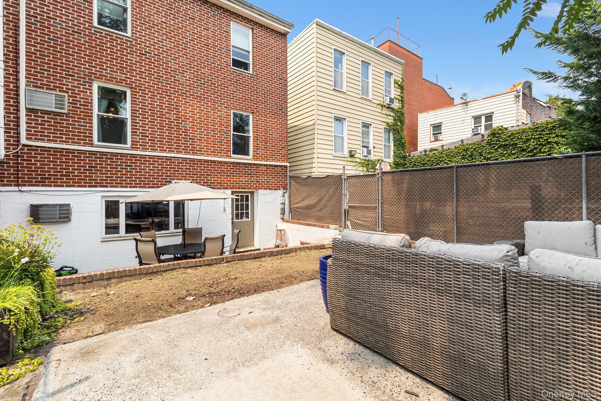 Single Family 11th Queens, NY 11106, MLS-898377-5