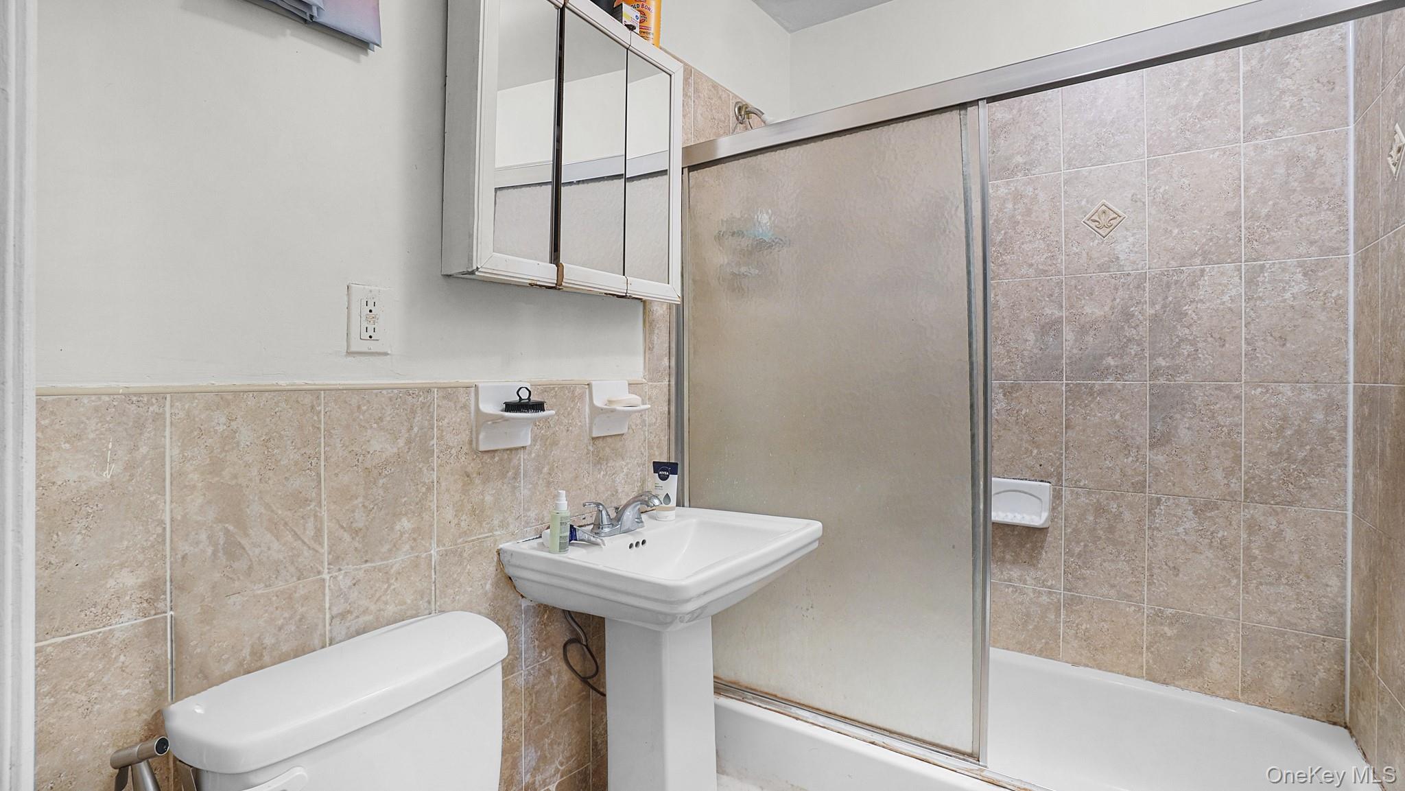 Single Family 54 Brooklyn, NY 11234, MLS-898393-17