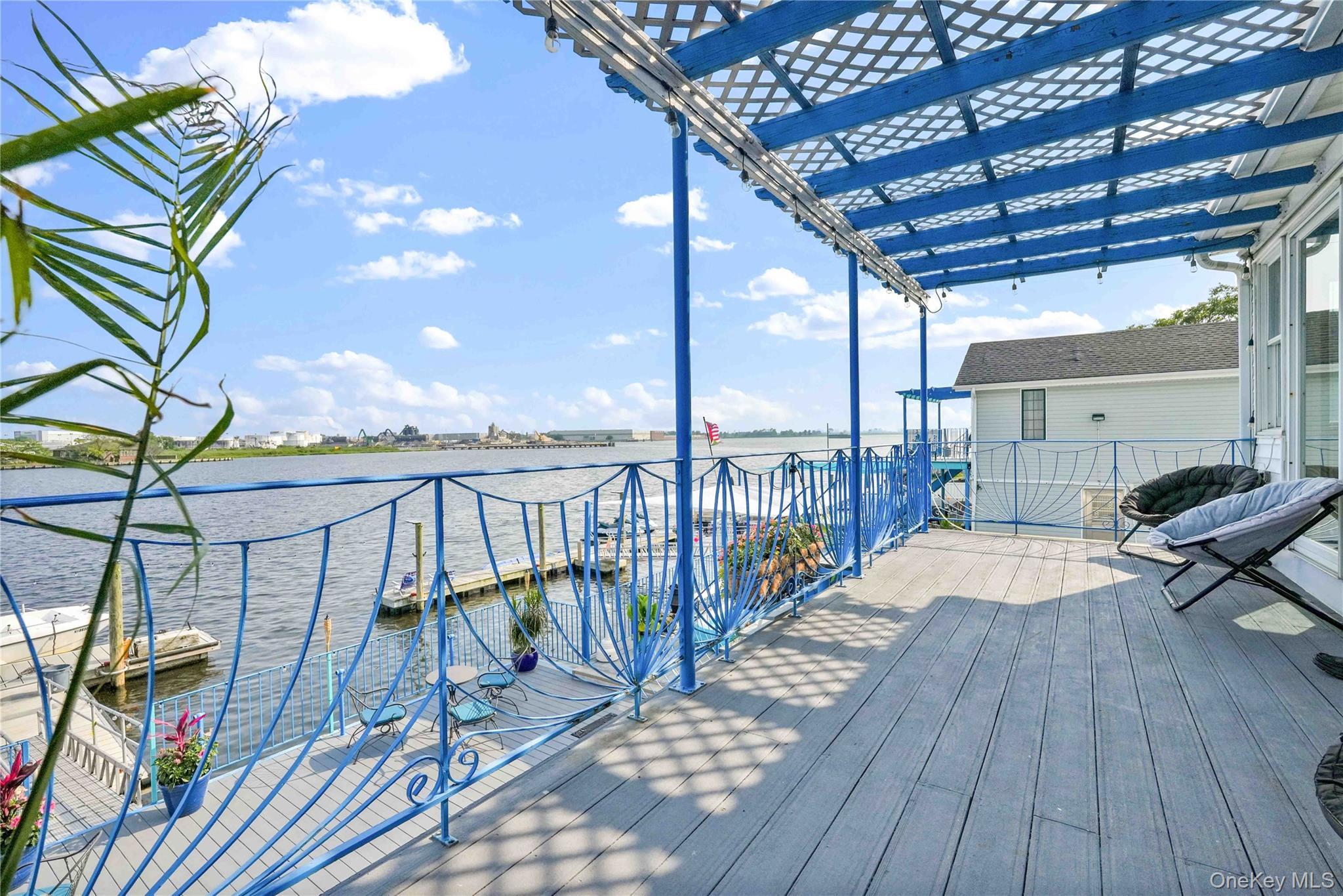 Single Family Bayview  Queens, NY 11422, MLS-898405-35