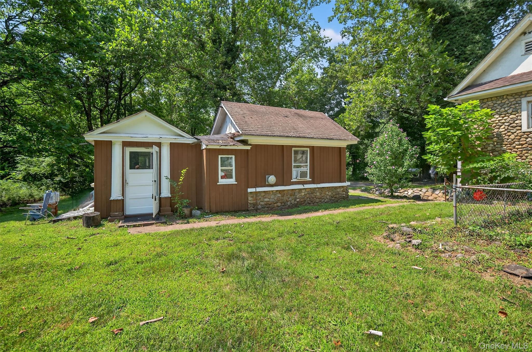 Single Family Seven Lakes  Rockland County, NY 10974, MLS-898409-11