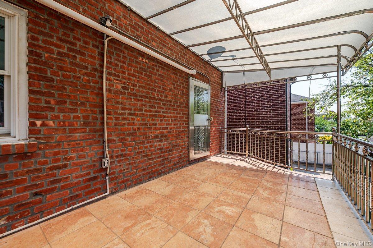 Single Family Hering  Bronx, NY 10461, MLS-898419-15