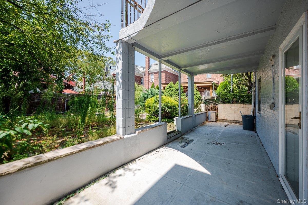 Single Family Hering  Bronx, NY 10461, MLS-898419-18