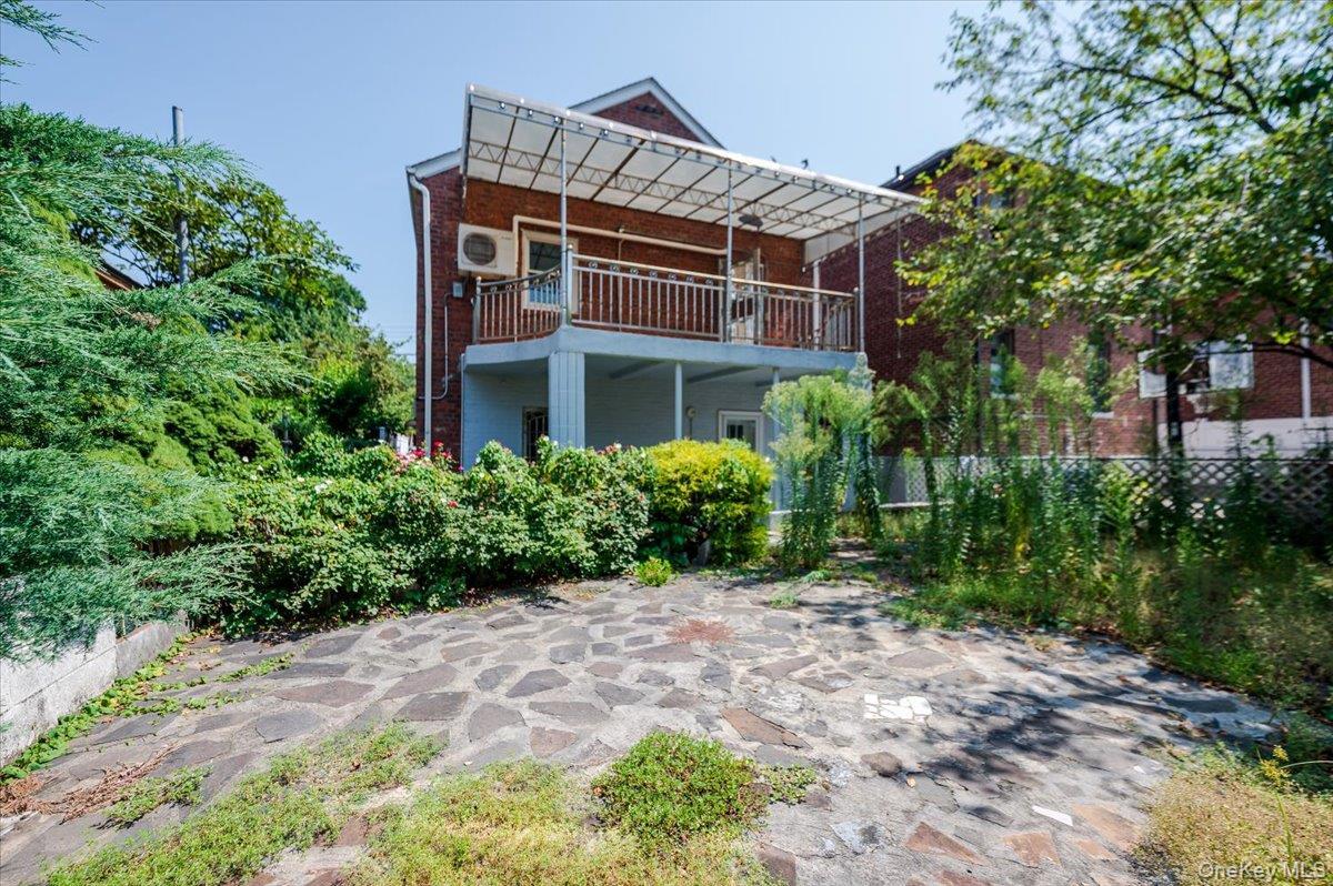 Single Family Hering  Bronx, NY 10461, MLS-898419-20