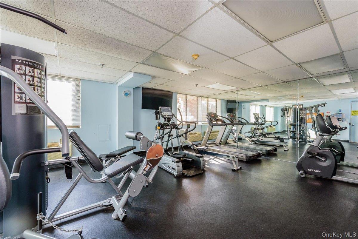 Condo Broadway Nassau County, NY 11561, MLS-898431-21