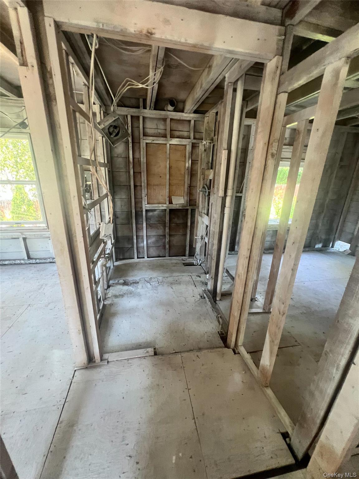 Single Family Lakeview  Suffolk County, NY 11779, MLS-898500-4