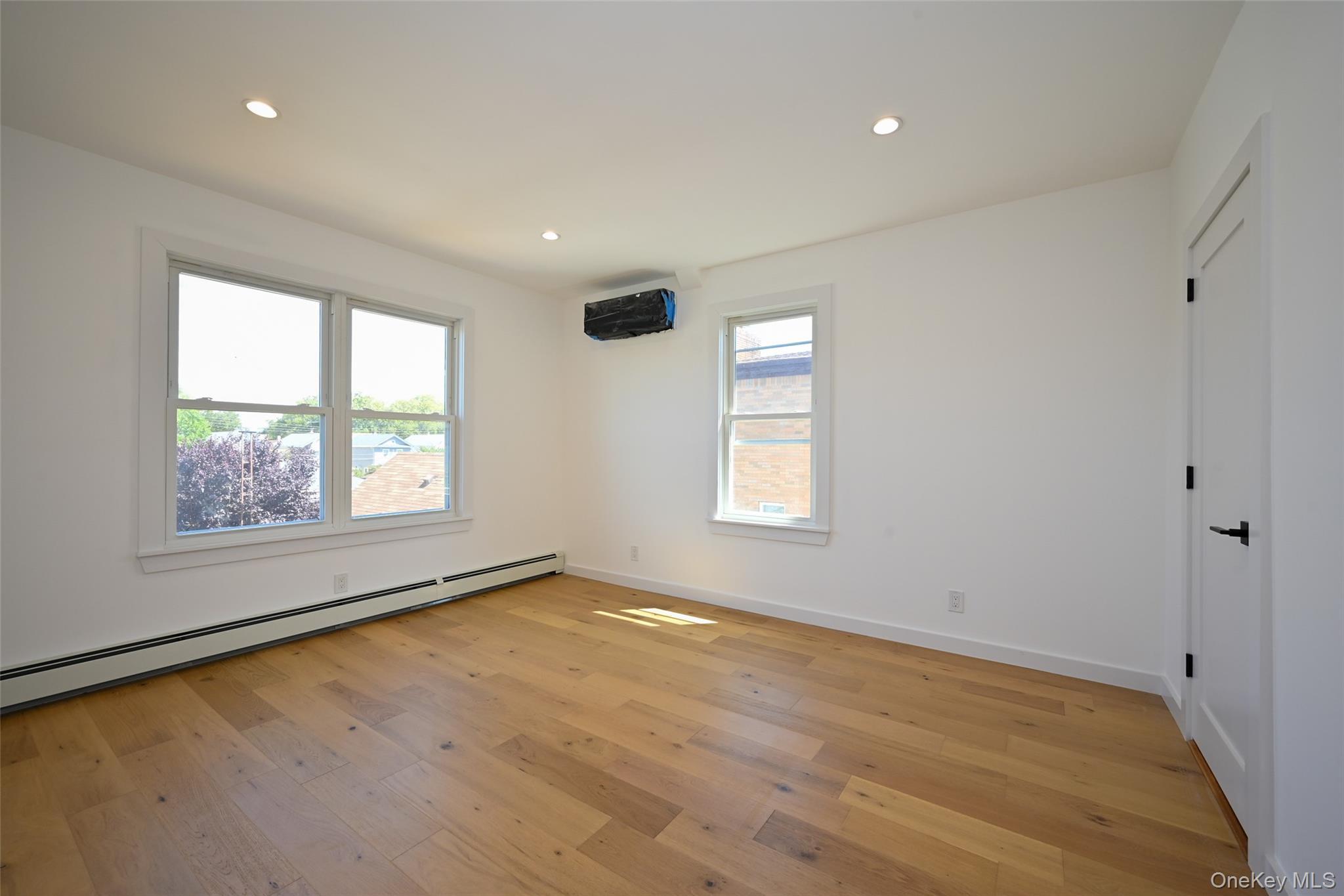 Single Family 13th Queens, NY 11357, MLS-898501-12