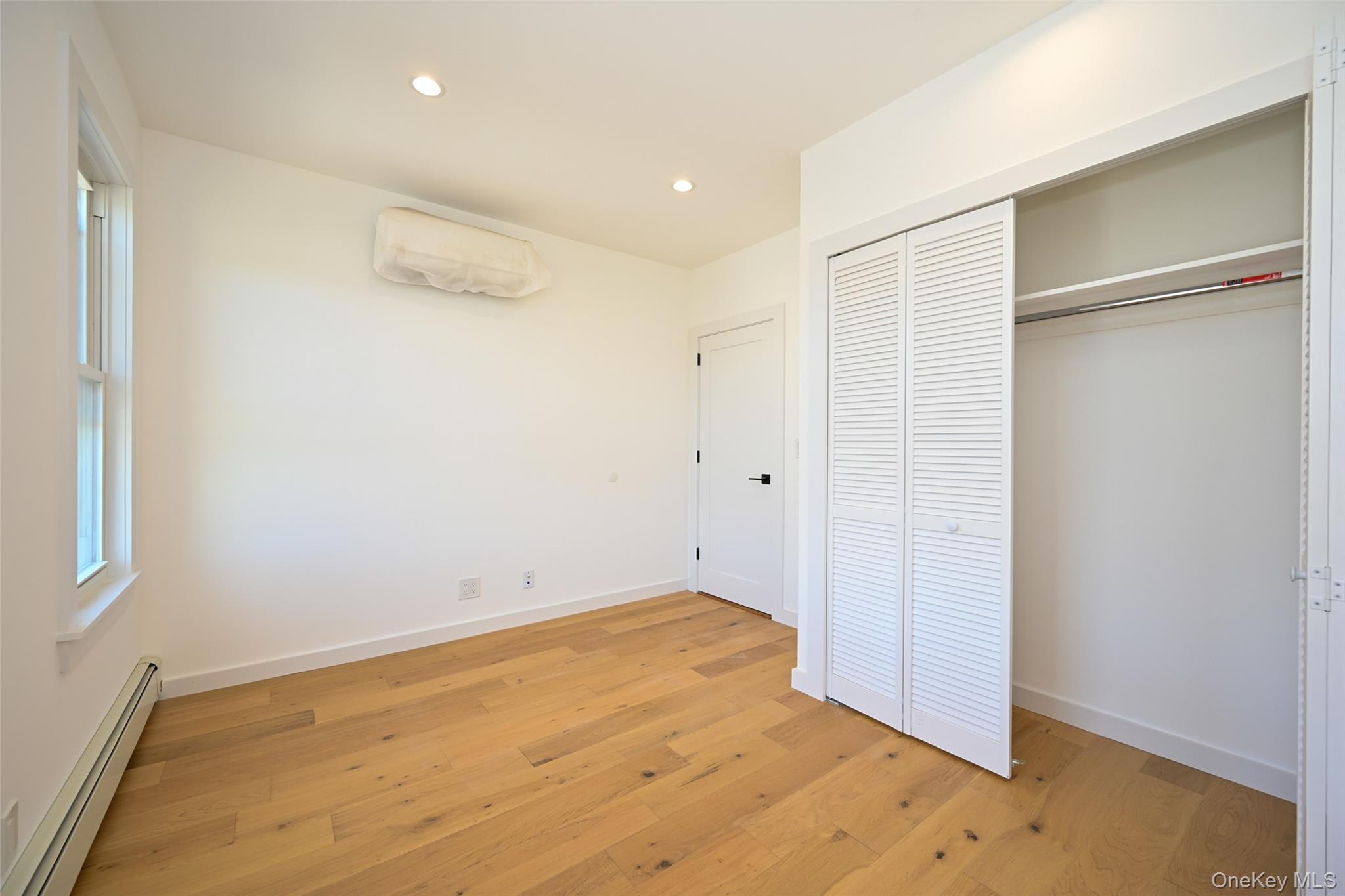 Single Family 13th Queens, NY 11357, MLS-898501-13