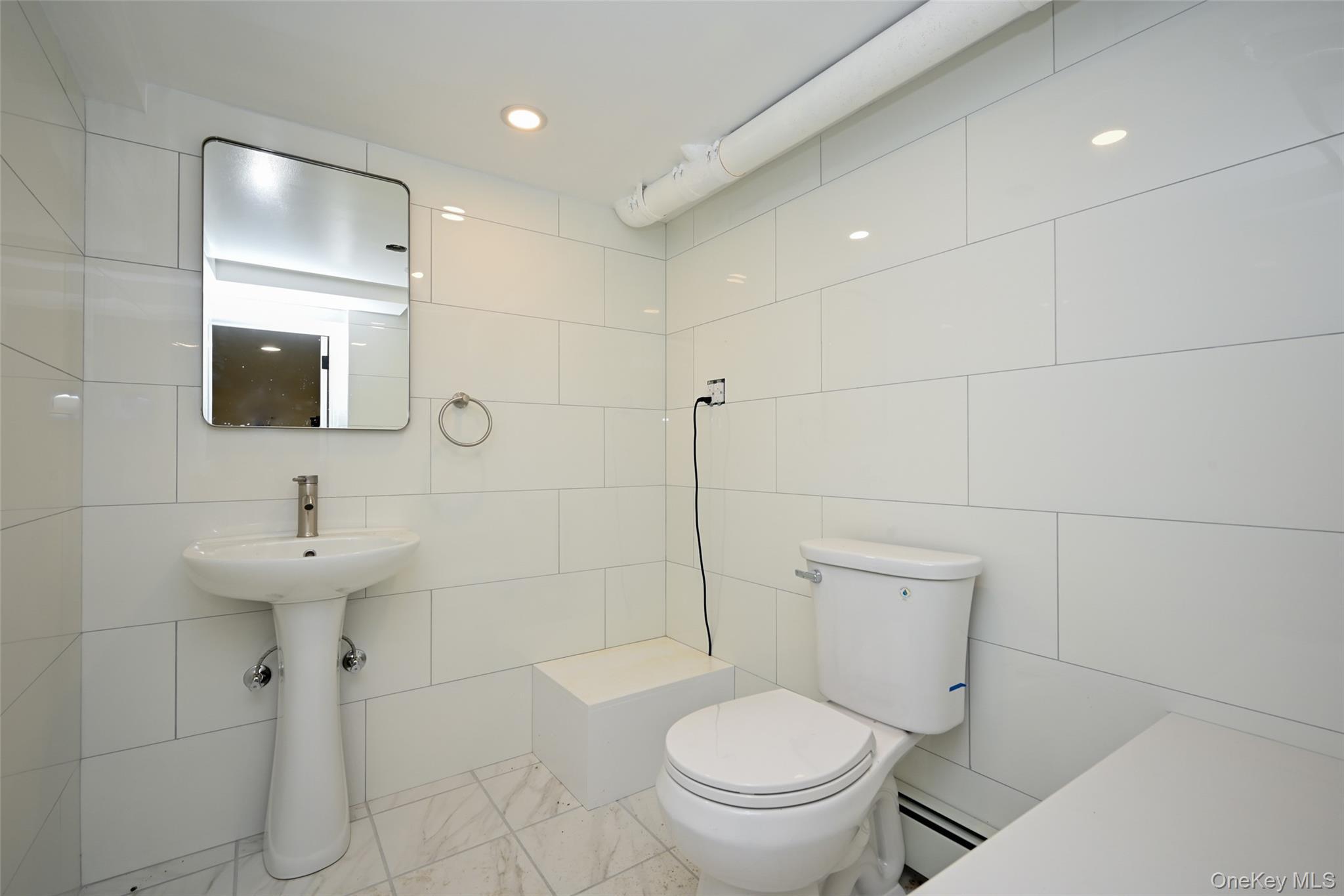 Single Family 13th Queens, NY 11357, MLS-898501-16