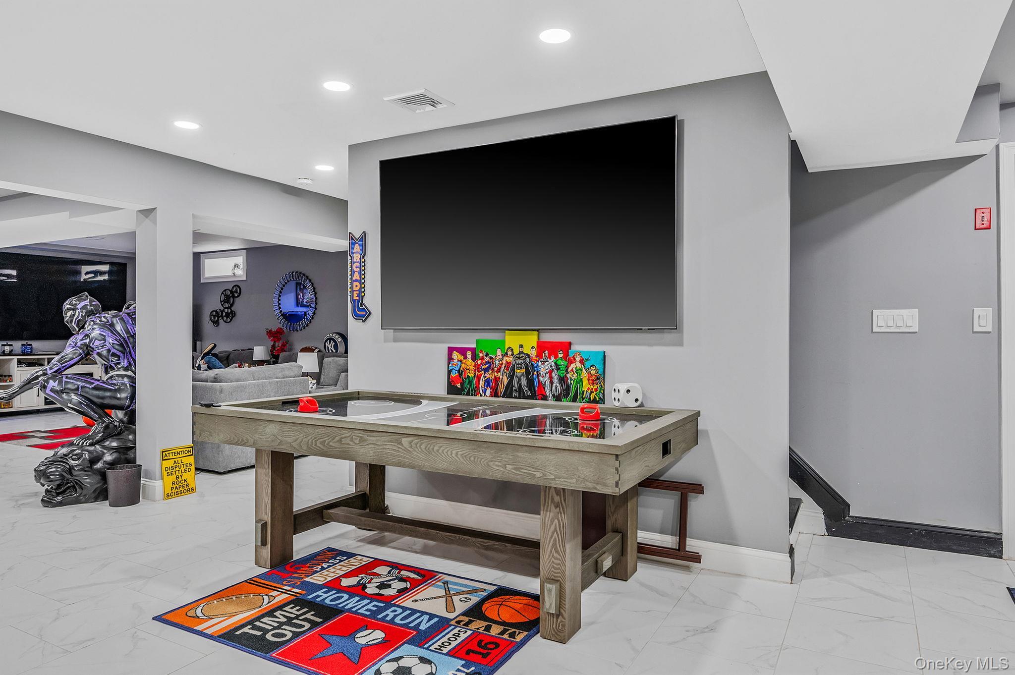 Single Family Arthur Nassau County, NY 11001, MLS-898511-35