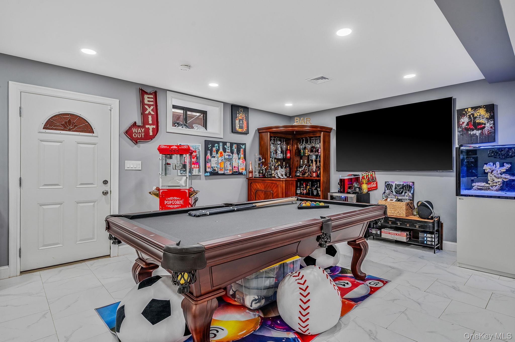 Single Family Arthur Nassau County, NY 11001, MLS-898511-36