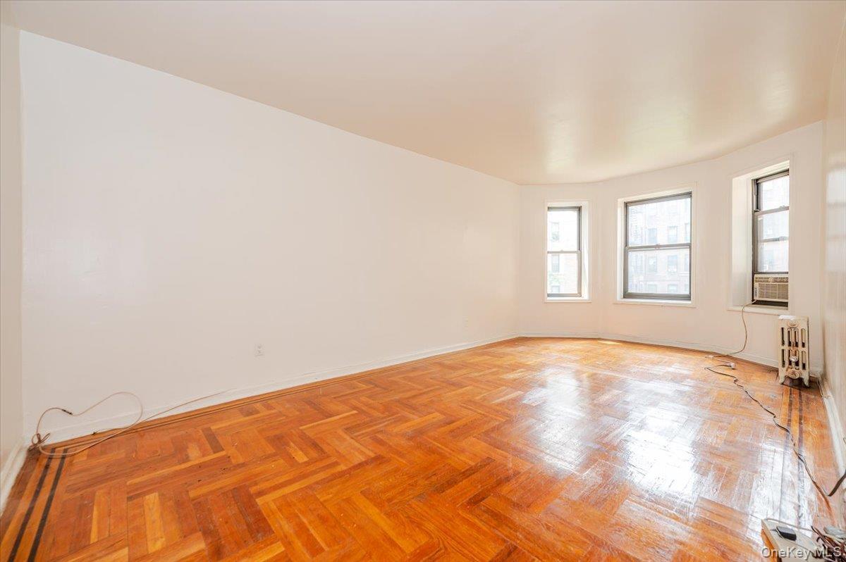 Coop Brady Bronx, NY 10462, MLS-898512-3