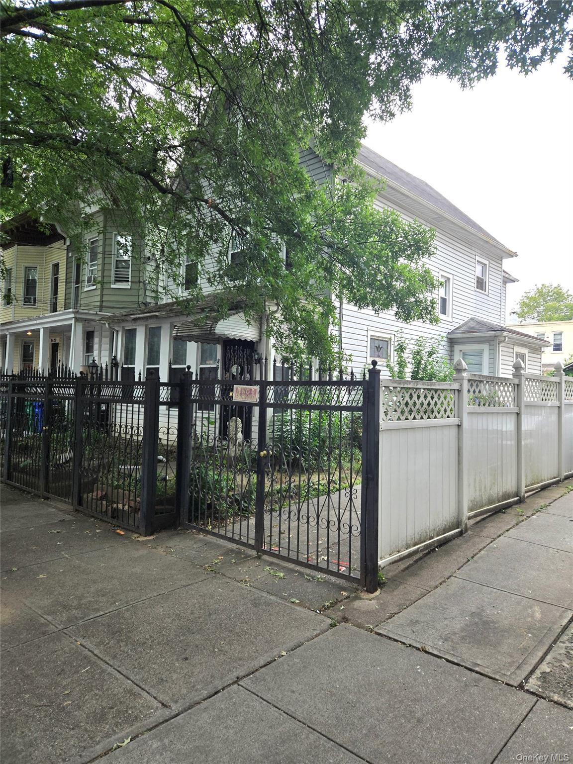Single Family 90th Street  Queens, NY 11421, MLS-898516-2