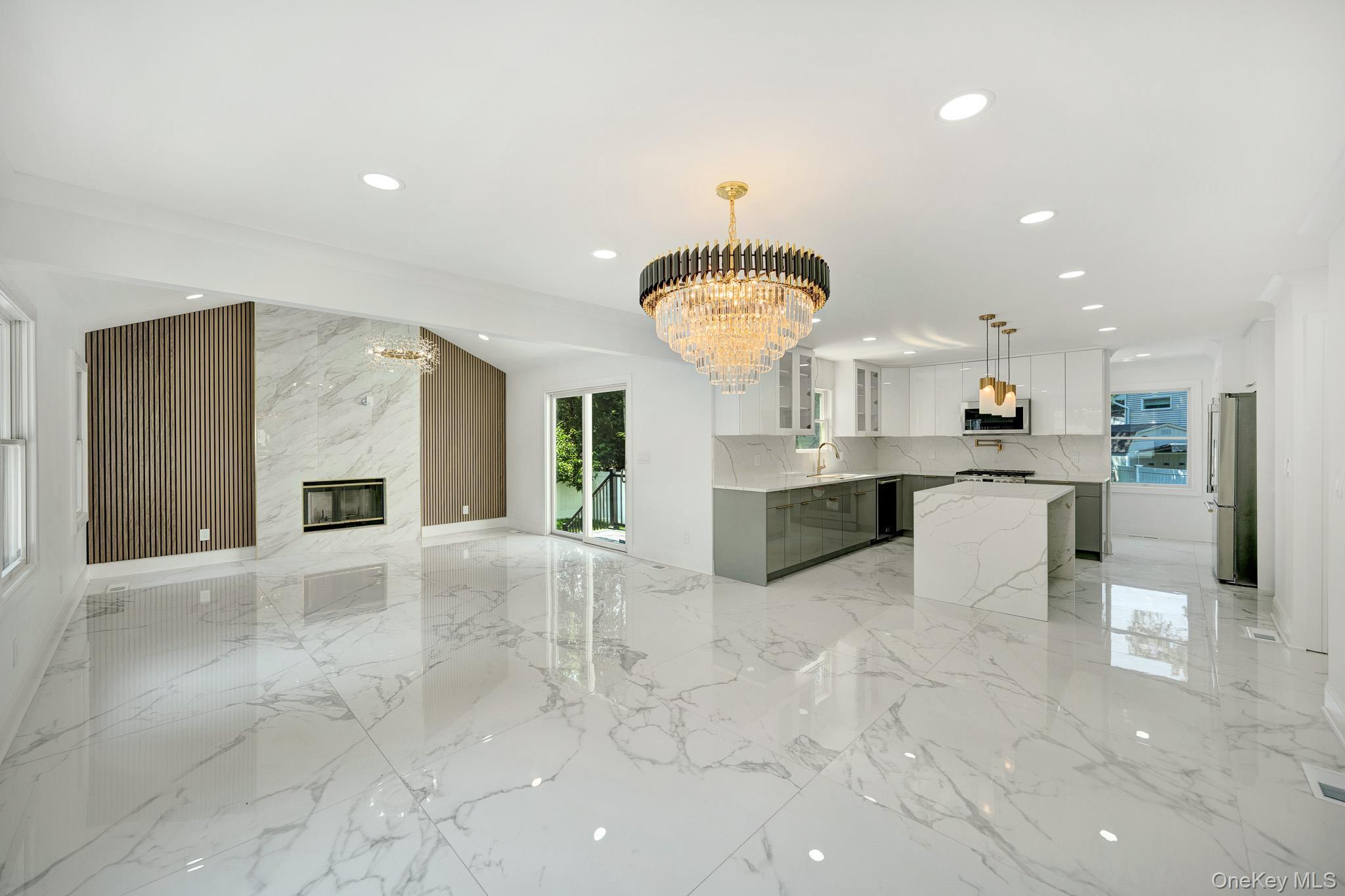 Single Family Oak  Suffolk County, NY 11746, MLS-898518-12