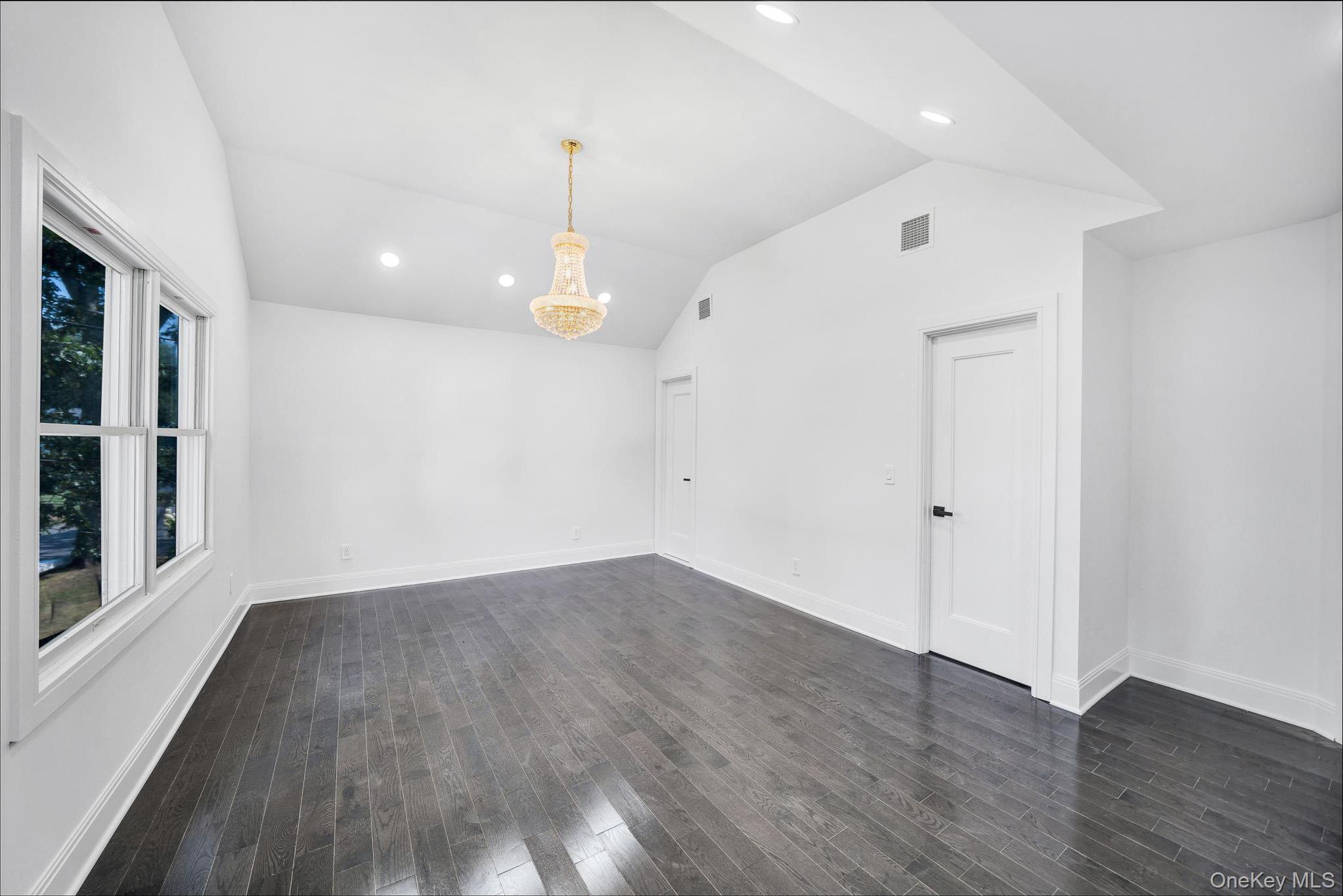 Single Family Oak  Suffolk County, NY 11746, MLS-898518-24