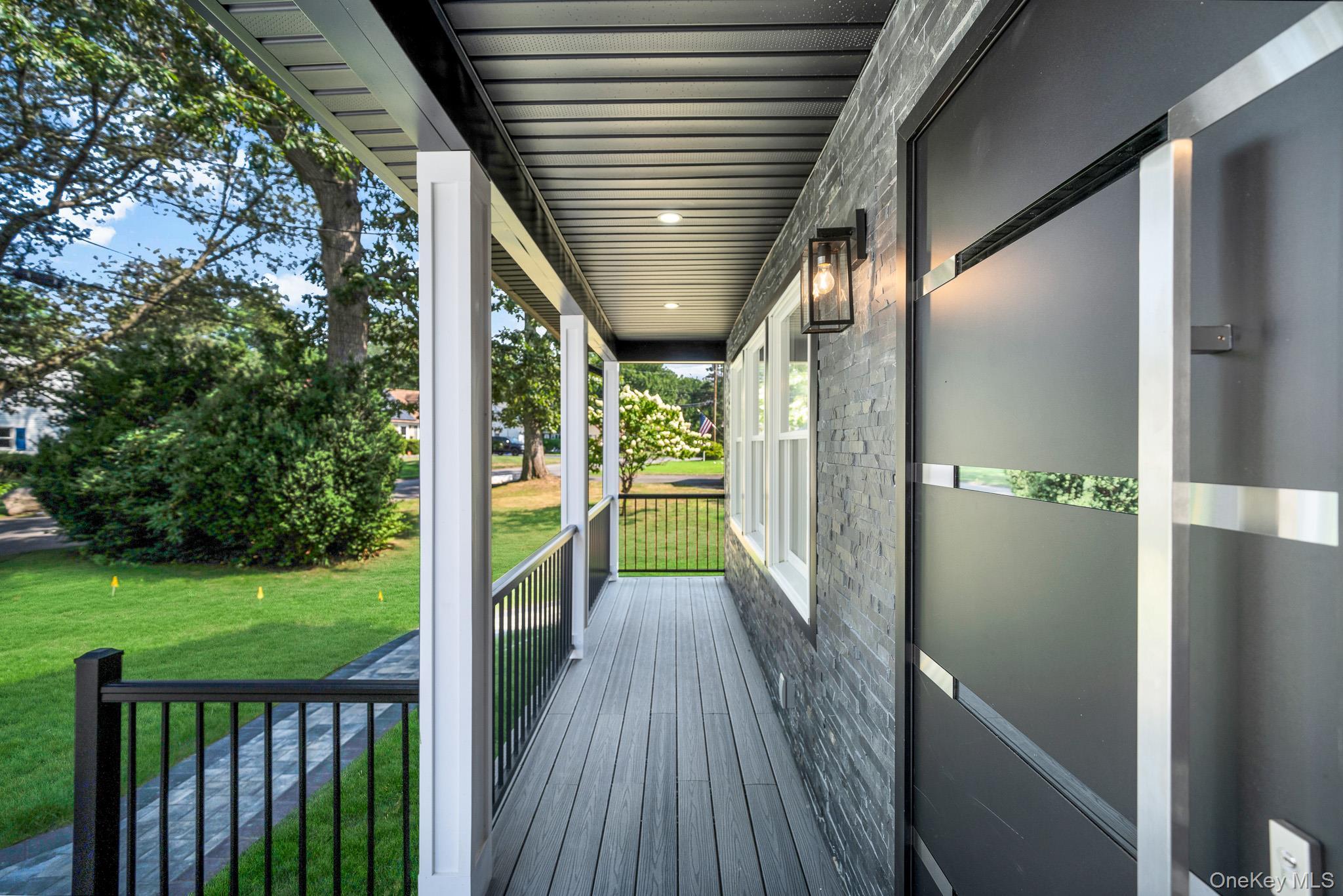 Single Family Oak  Suffolk County, NY 11746, MLS-898518-5