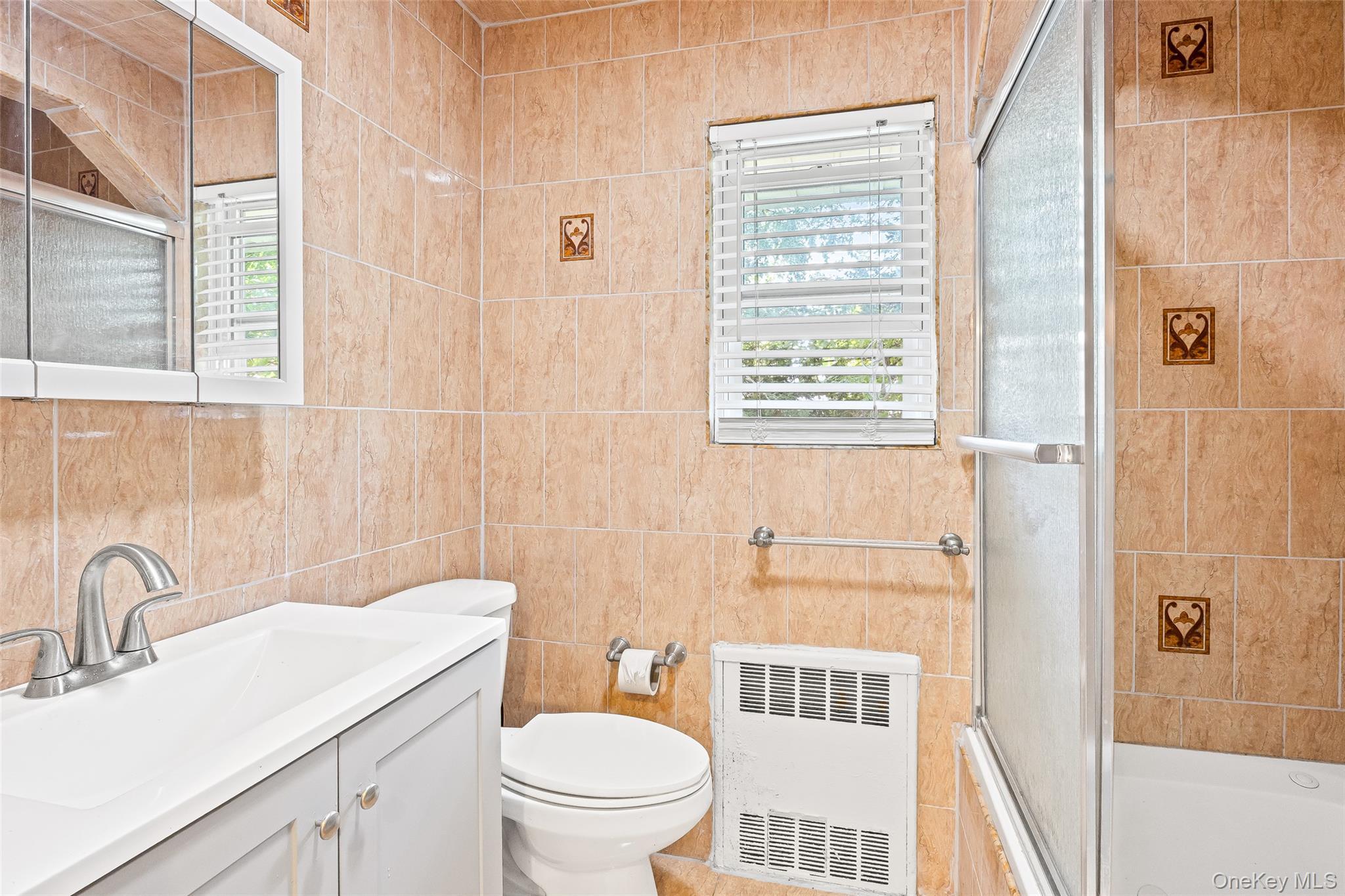 Single Family Stafford  Nassau County, NY 11580, MLS-898531-13