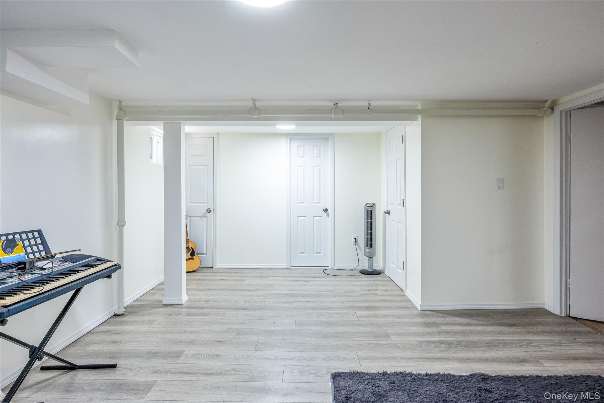 Single Family Stafford  Nassau County, NY 11580, MLS-898531-25