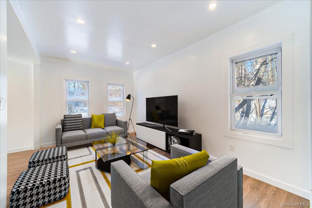 Single Family Spring Glen Sullivan County, NY 12763, MLS-898536-12