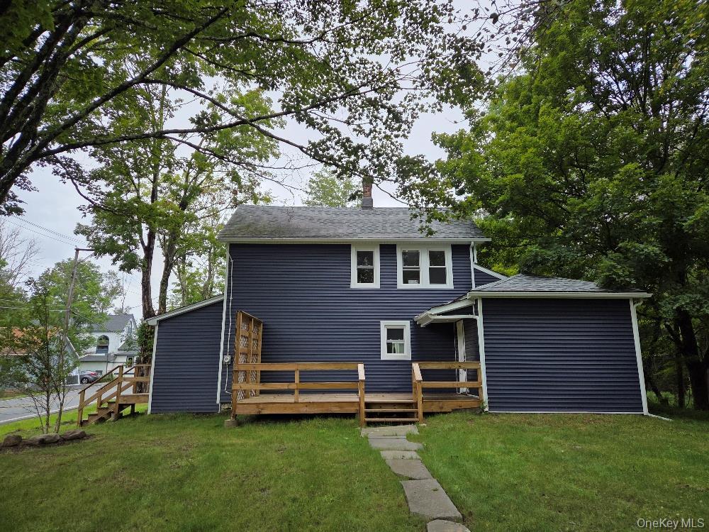 Single Family Spring Glen Sullivan County, NY 12763, MLS-898536-3