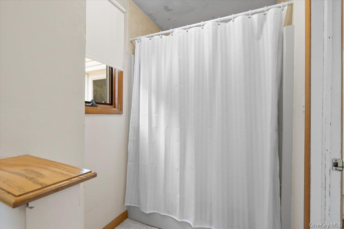 Single Family Kohr  Suffolk County, NY 11754, MLS-898546-15