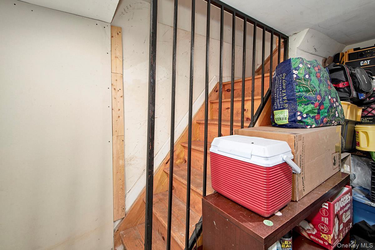 Single Family 229th  Bronx, NY 10466, MLS-898585-21