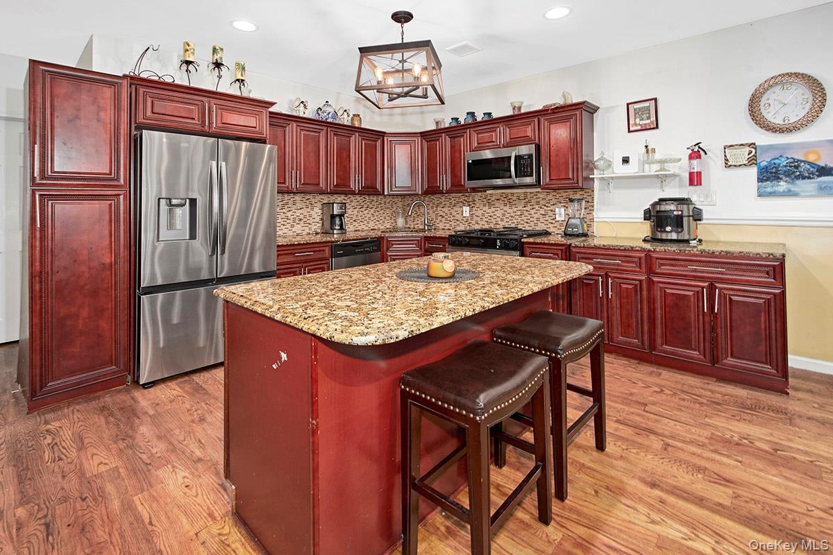 Single Family 229th  Bronx, NY 10466, MLS-898585-5