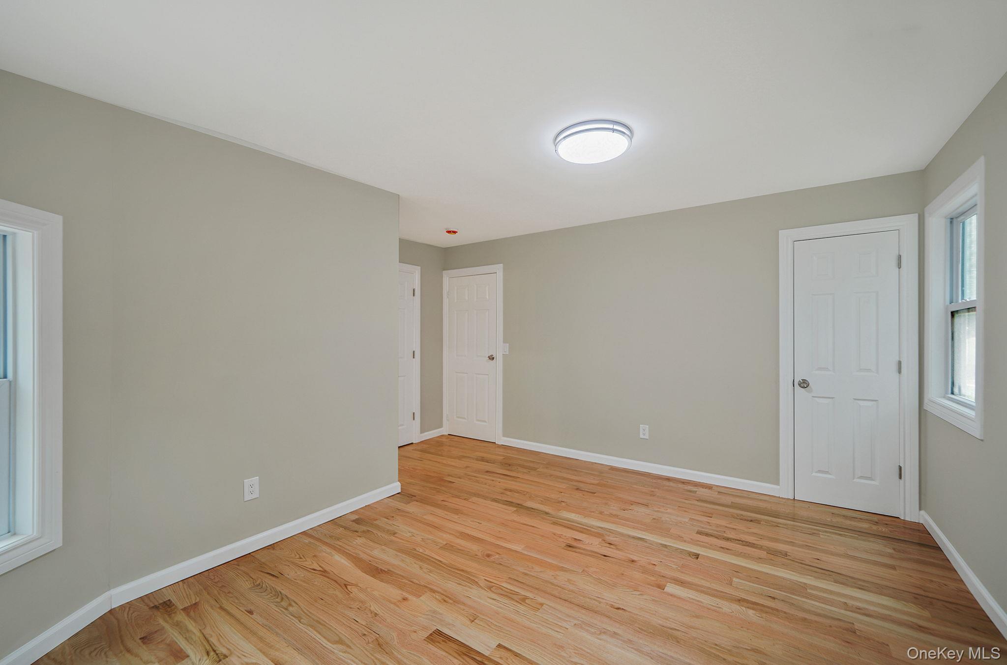 Single Family Bellaire Suffolk County, NY 11961, MLS-898602-17