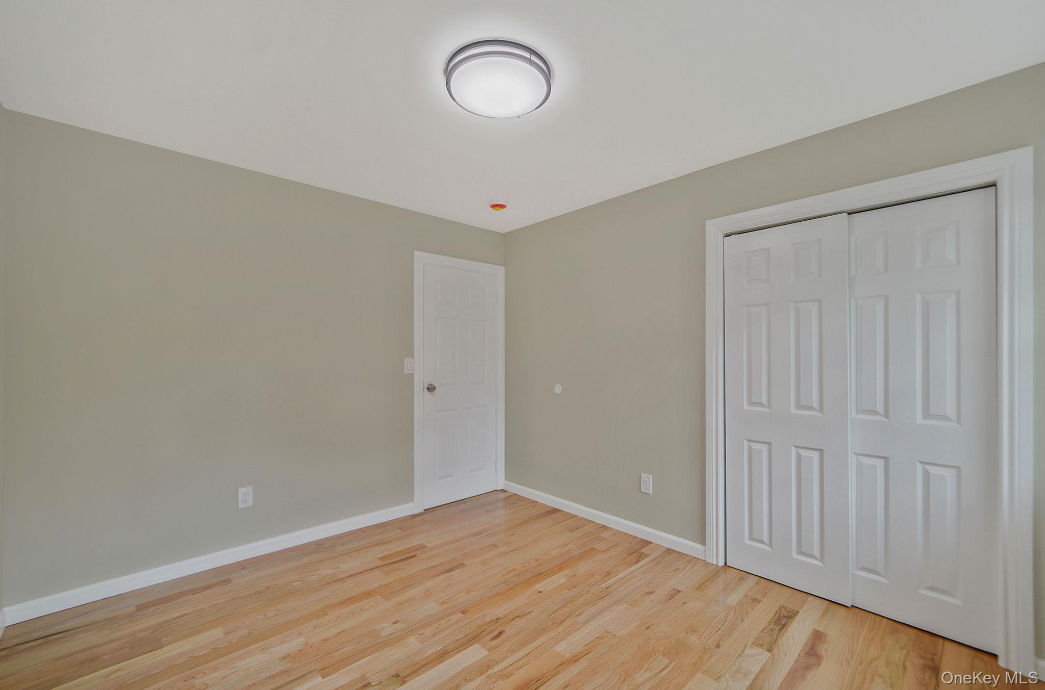 Single Family Bellaire Suffolk County, NY 11961, MLS-898602-18