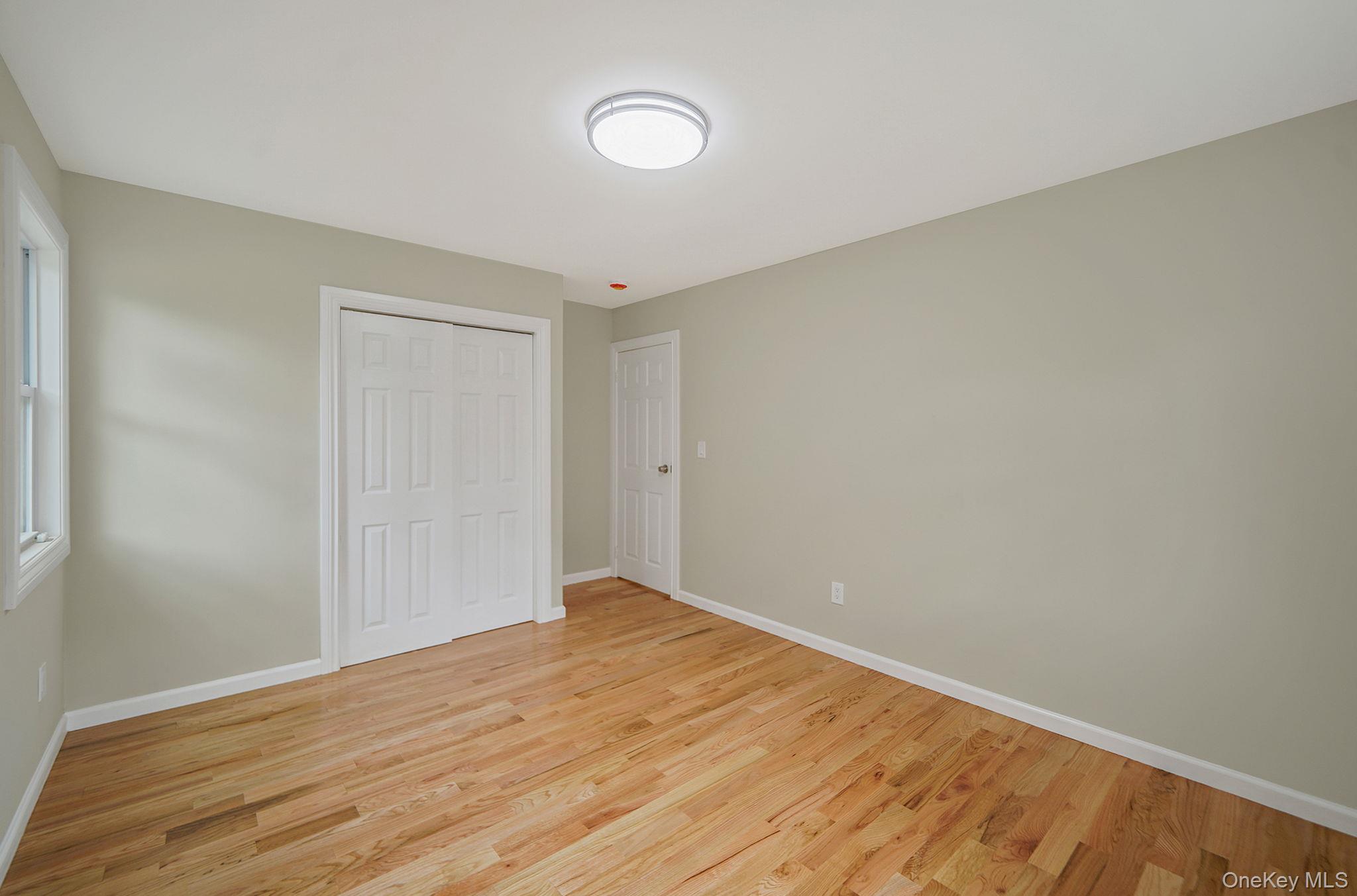 Single Family Bellaire Suffolk County, NY 11961, MLS-898602-20