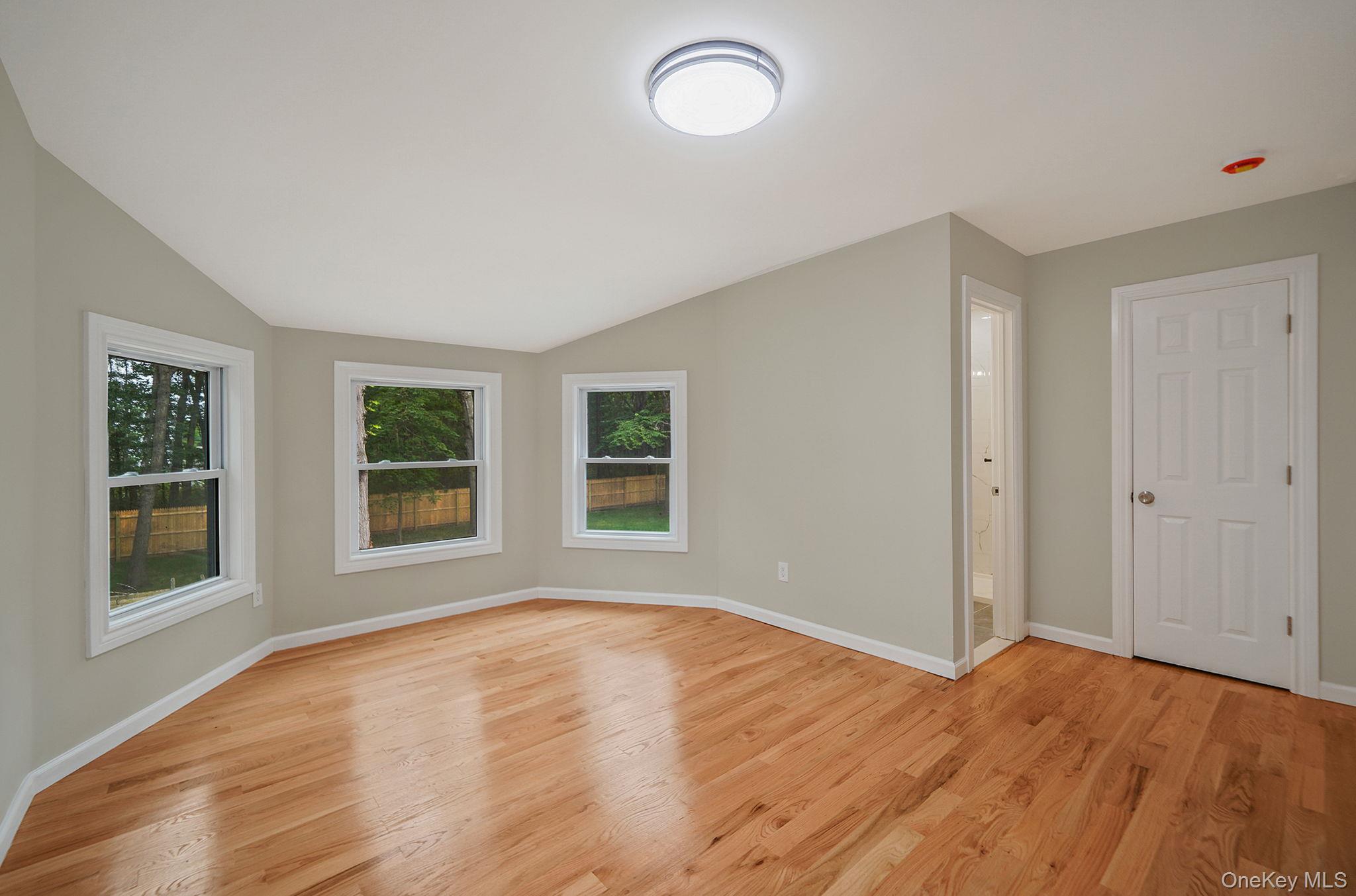 Single Family Bellaire Suffolk County, NY 11961, MLS-898602-22