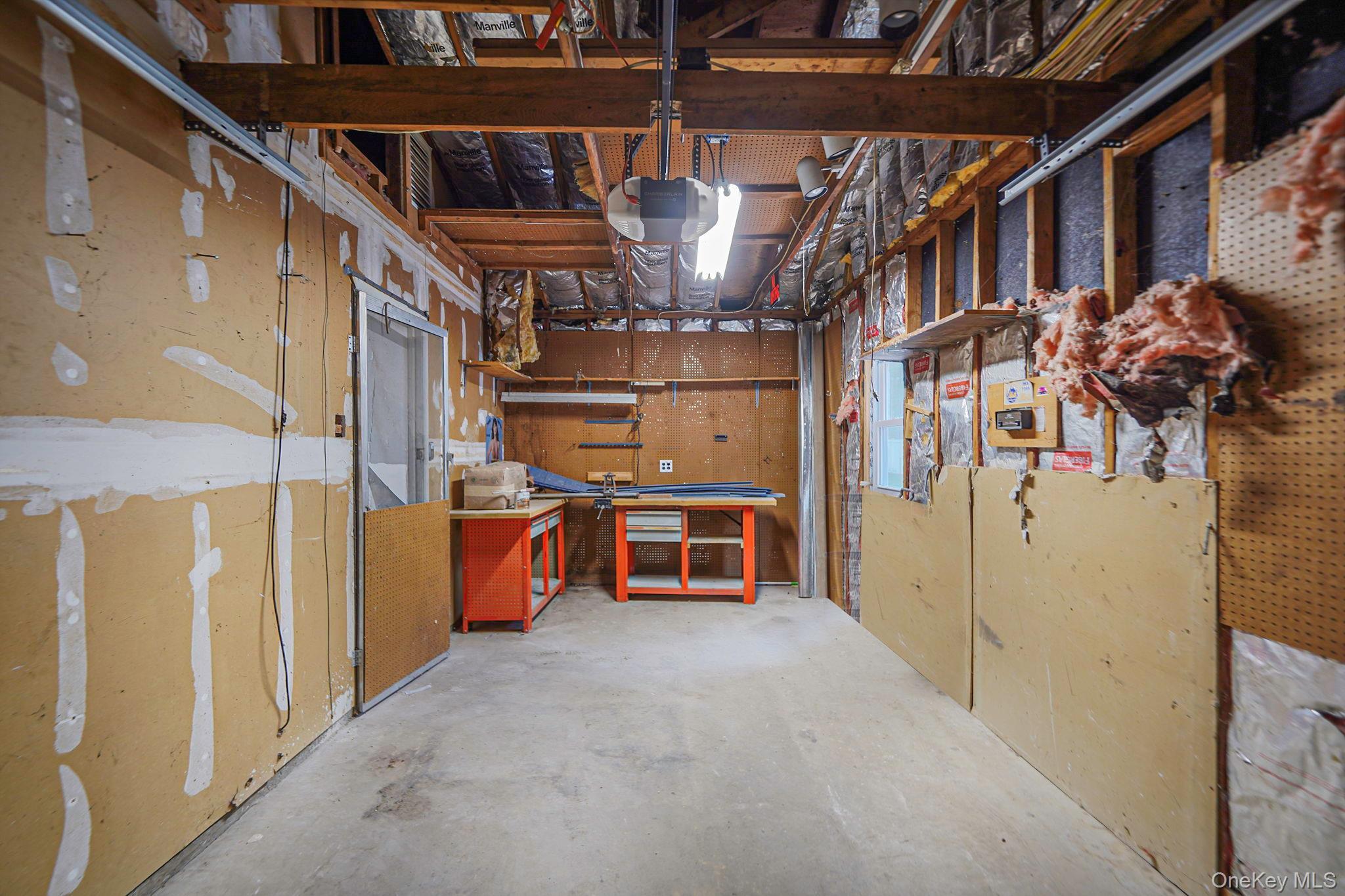 Single Family Bellaire Suffolk County, NY 11961, MLS-898602-27