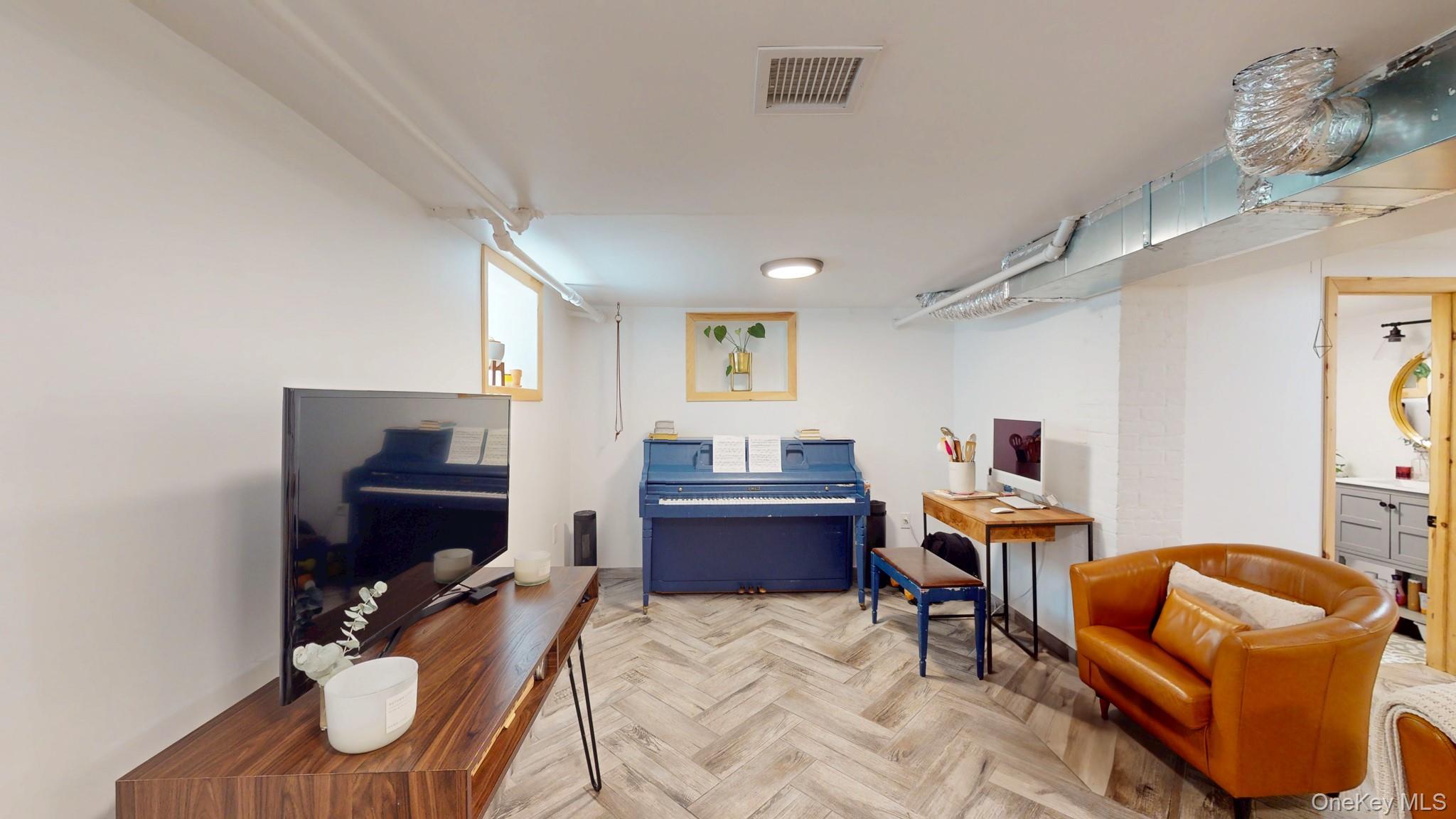 Single Family Perry Creek Orange County, NY 10992, MLS-898663-36