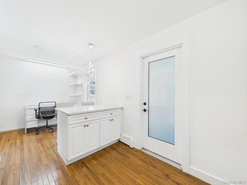 Single Family Commack Suffolk County, NY 11967, MLS-898677-10