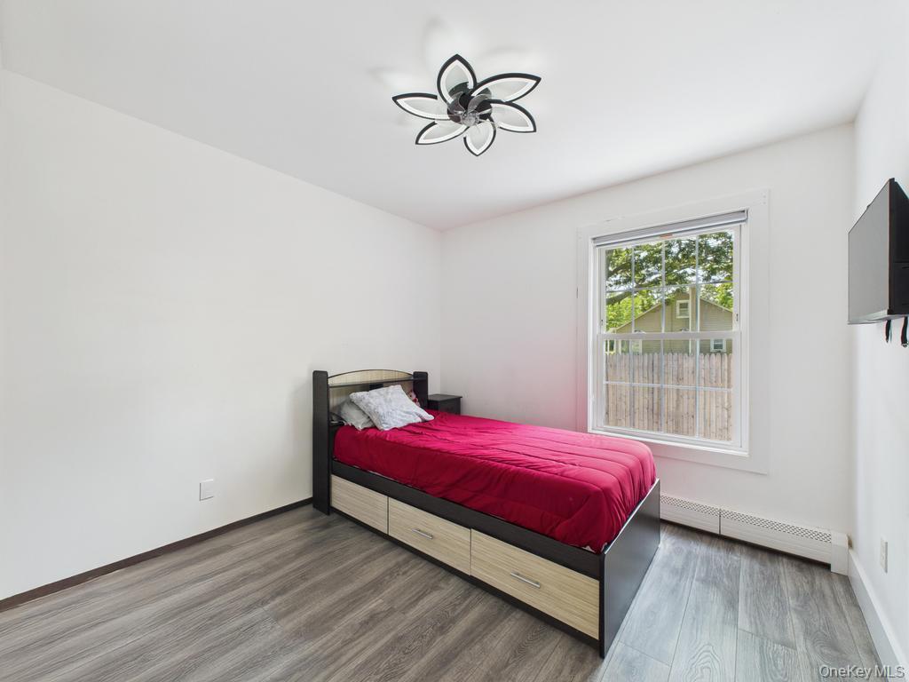 Single Family Commack Suffolk County, NY 11967, MLS-898677-14