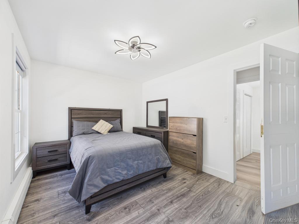 Single Family Commack Suffolk County, NY 11967, MLS-898677-19