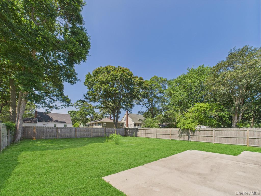 Single Family Commack Suffolk County, NY 11967, MLS-898677-3