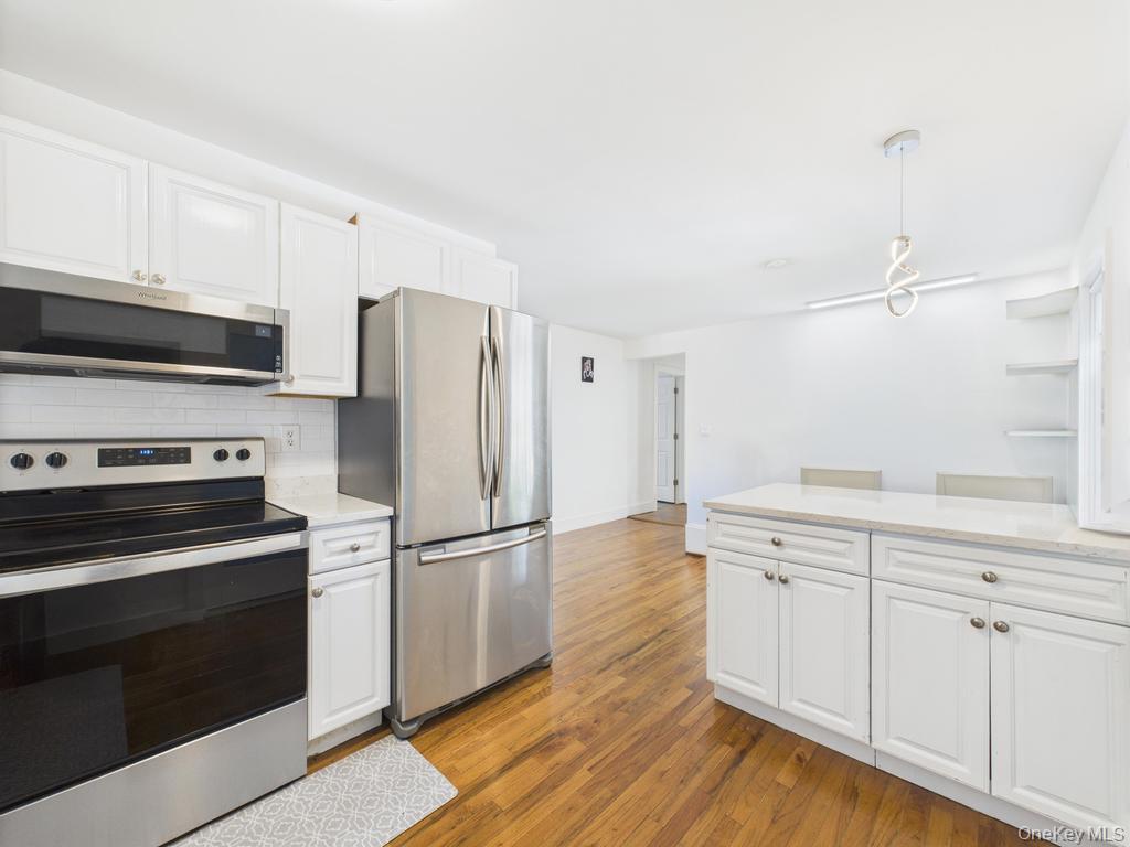 Single Family Commack Suffolk County, NY 11967, MLS-898677-9