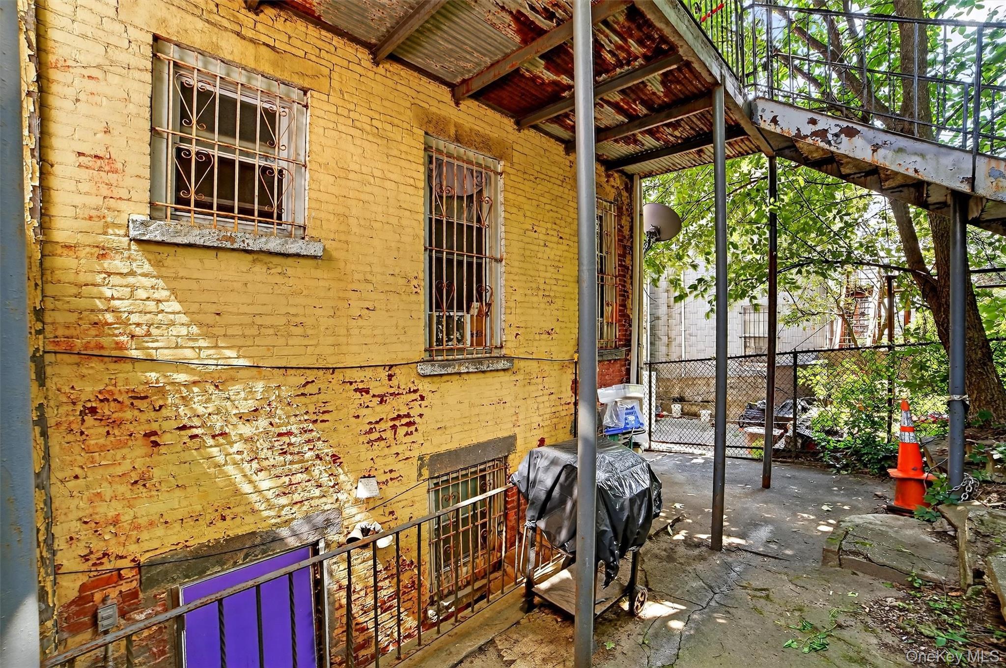 Single Family Palisade Westchester County, NY 10701, MLS-898728-38