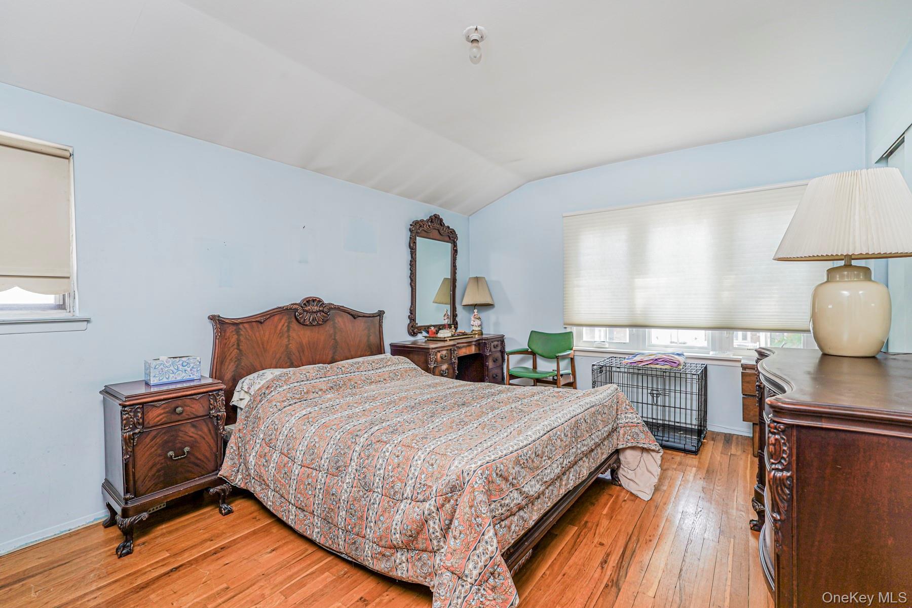 Single Family Middle Loop  Staten Island, NY 10308, MLS-898756-31