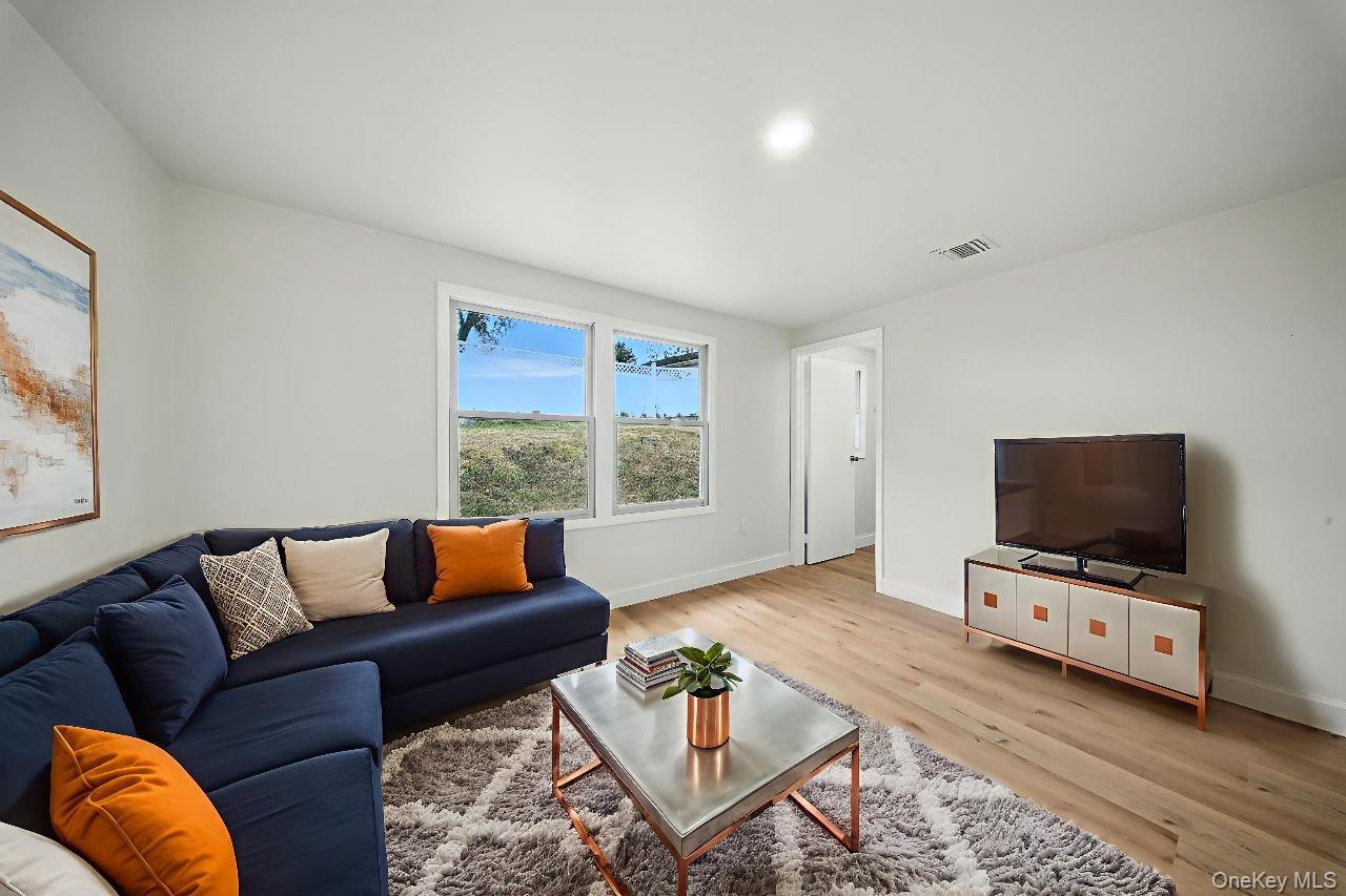 Single Family Montgomery Orange County, NY 10924, MLS-898770-10