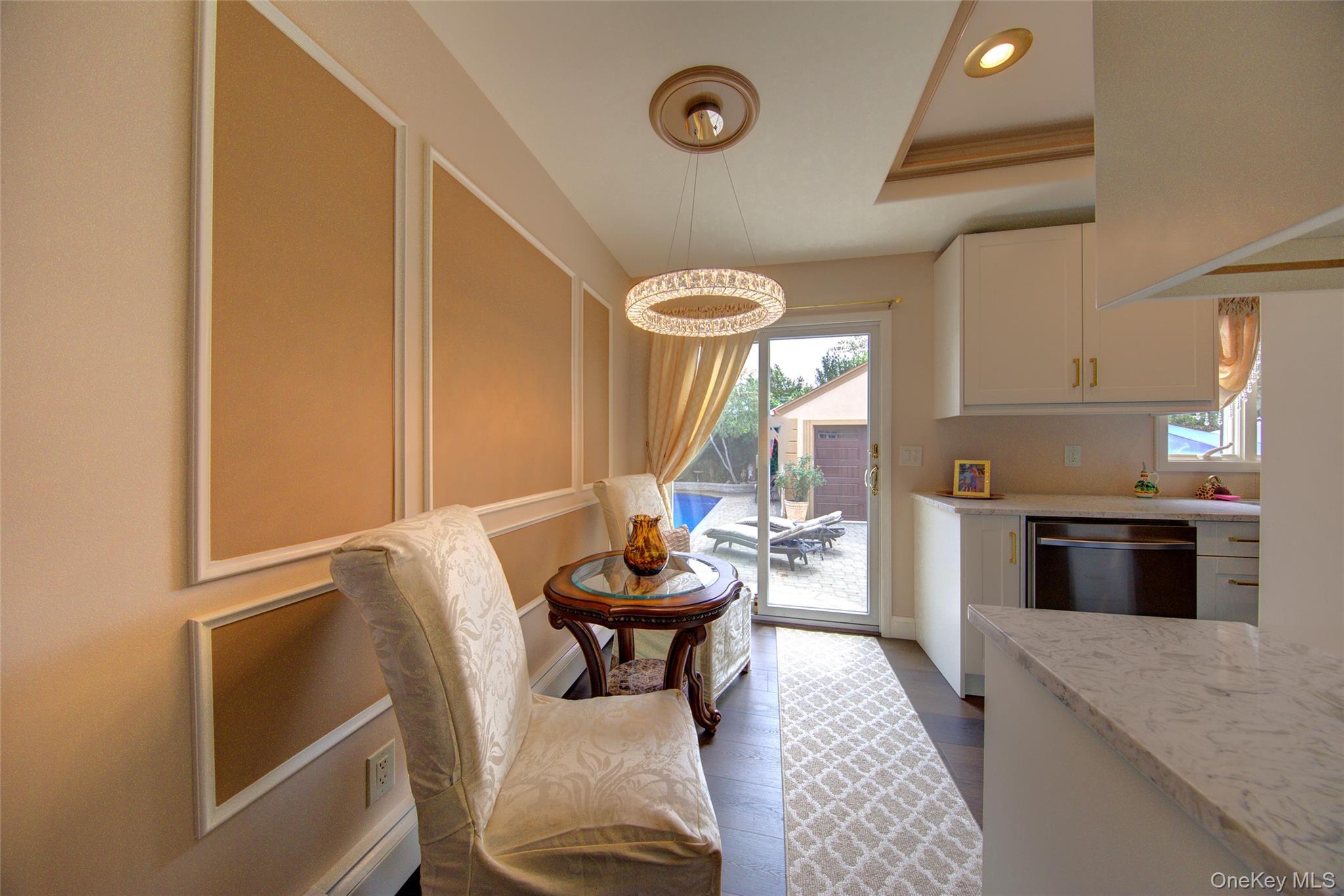 Single Family Glen Nassau County, NY 11010, MLS-898781-16