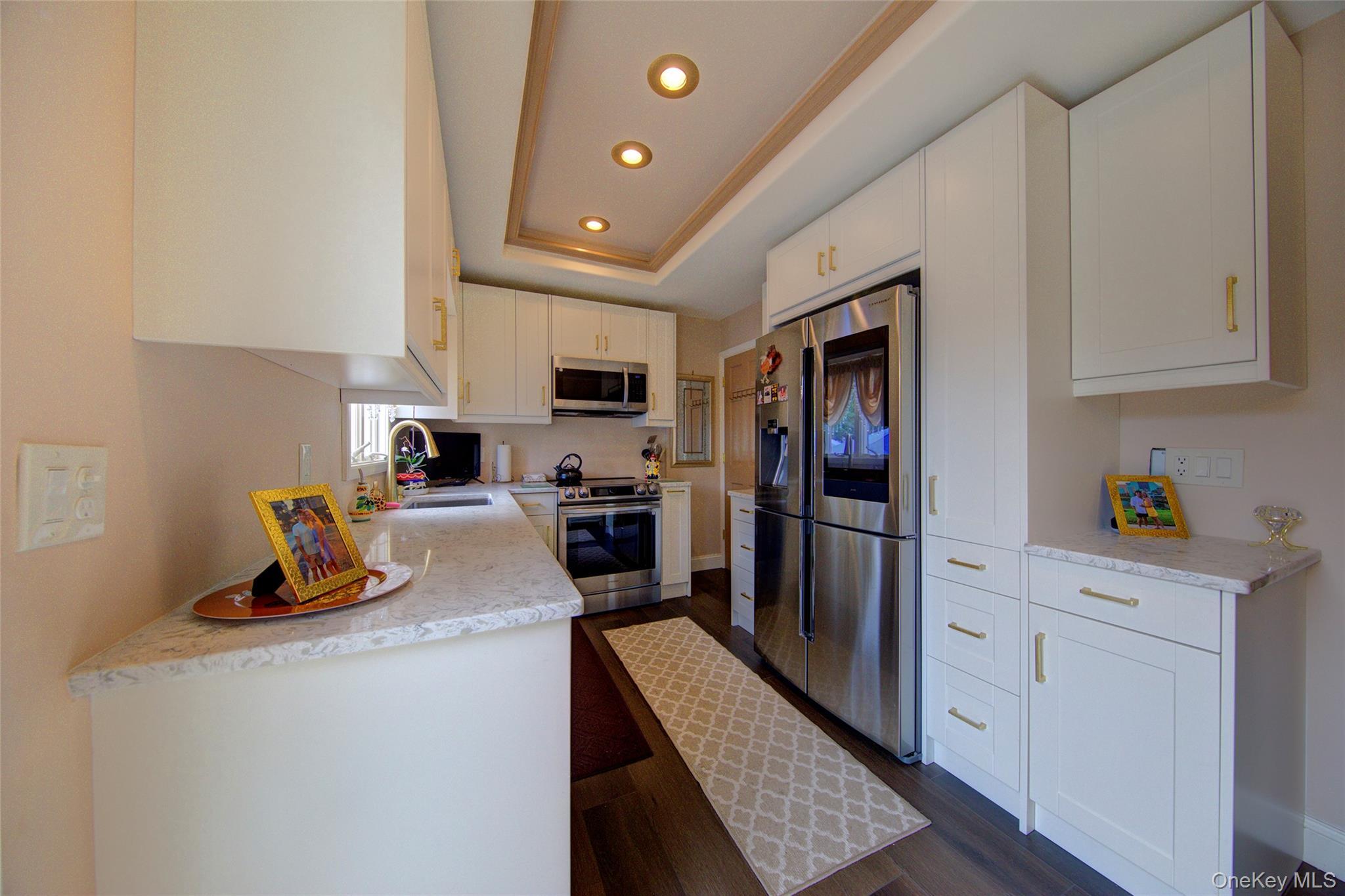 Single Family Glen Nassau County, NY 11010, MLS-898781-18